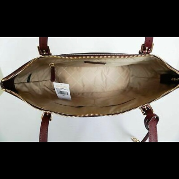 MICHAEL KORS LARGE CIARA TOTE IN MERLOT - Picture 5 of 7